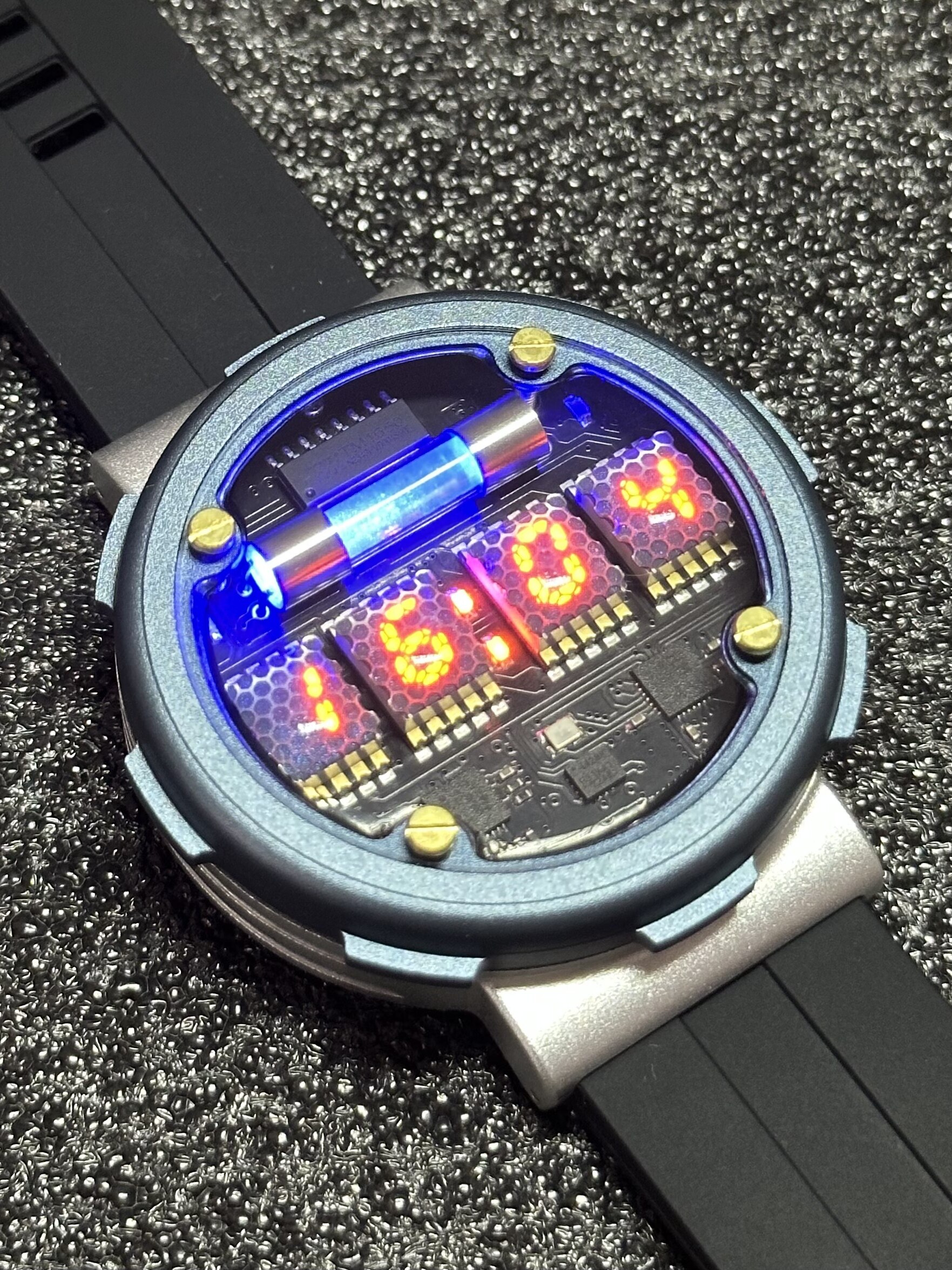 Retro Cyberpunk Nixie Tube Wat - Luxury Watch Nice 评论和价格