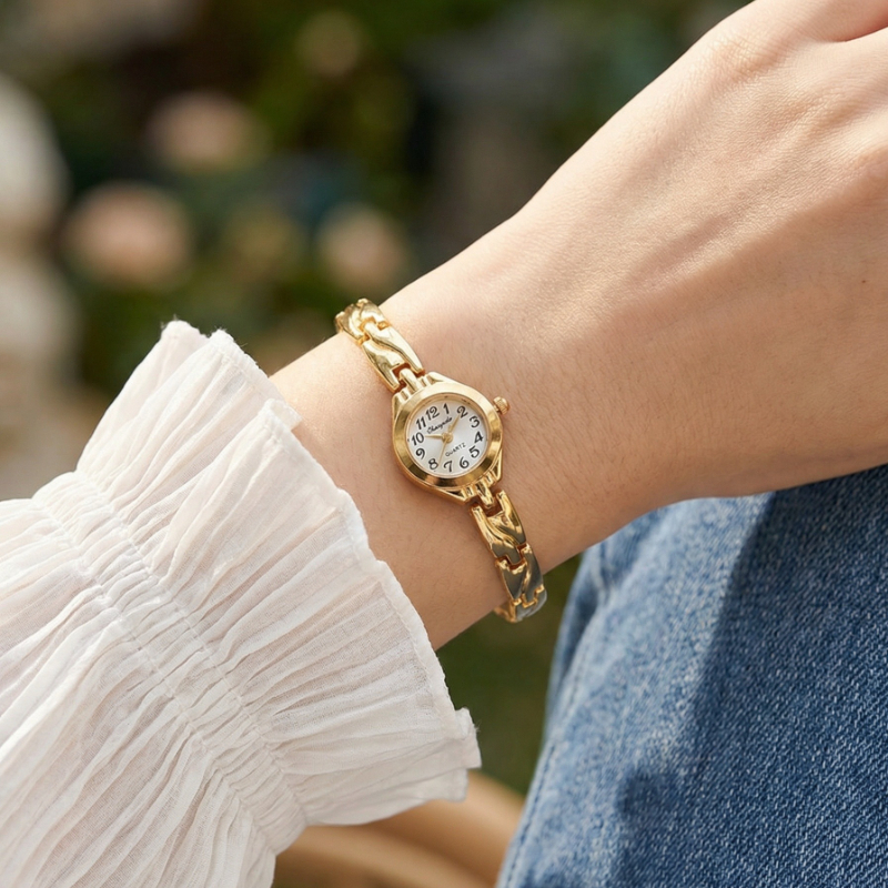 Fashion Women Quartz Bracelet  - Luxury Watch Index 评论和价格