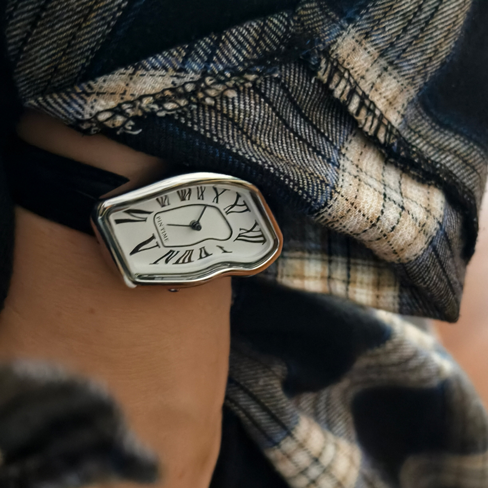 Surrealist Art Melting Clock W - Luxury Watch Unique 评论和价格