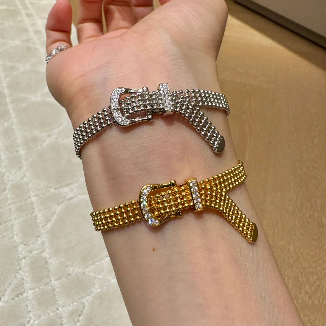 Foydjew Italian Vintage Jewelr - Luxury Watch Nice 评论和价格
